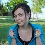Profil von Lucile